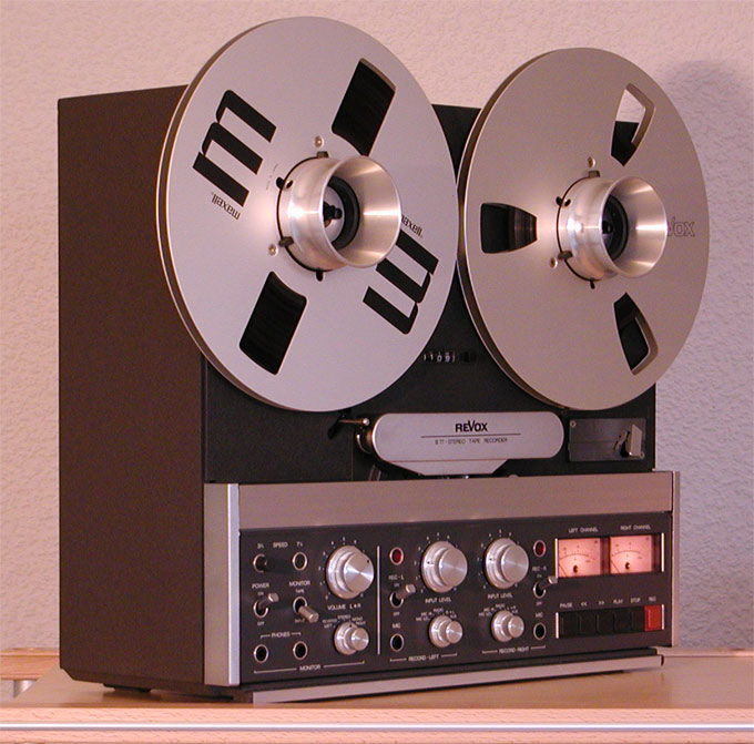 [Bild: Revox-B-77-Side-24cm.jpg]